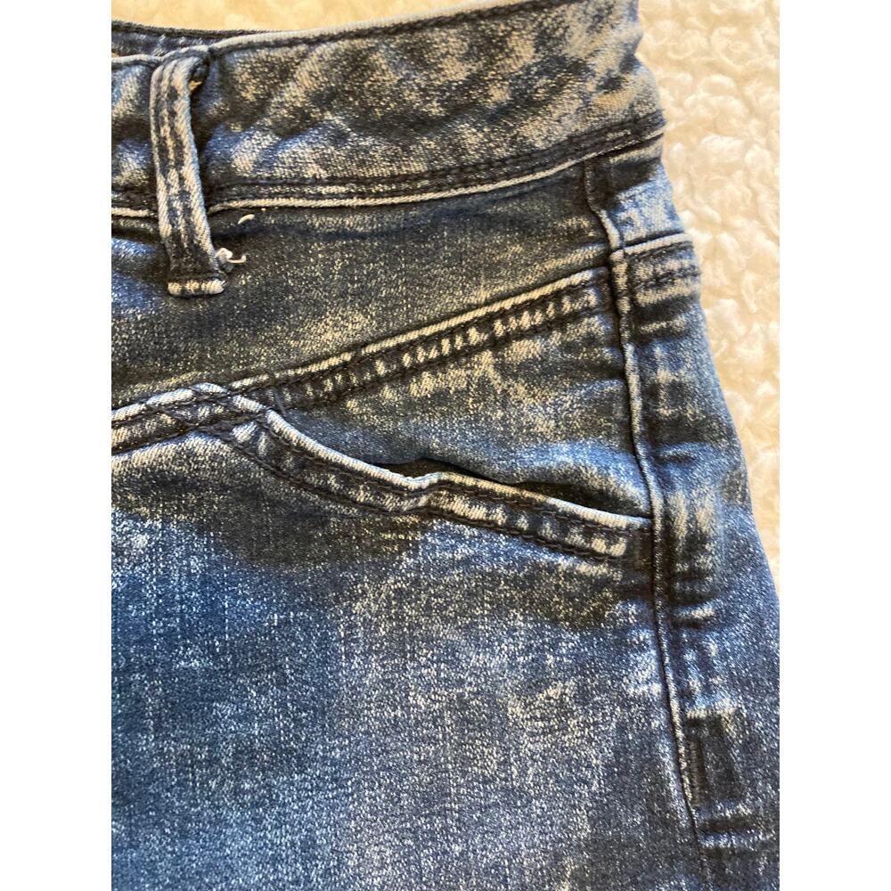 American Eagle blue denim jean cut off shorts, superstretch button front, size 4 - Picture 9 of 10
